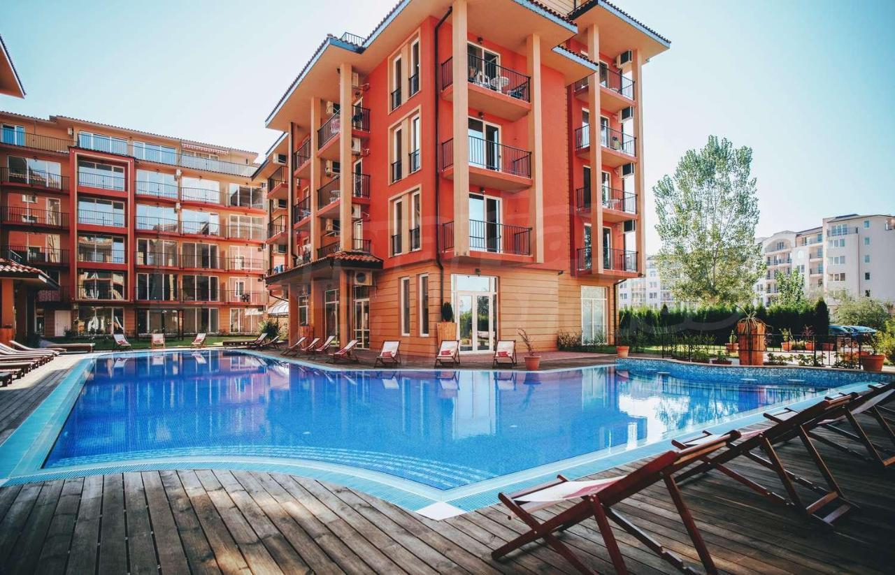 Sunny View Central - Menada Apartments Сонячний Берег Екстер'єр фото