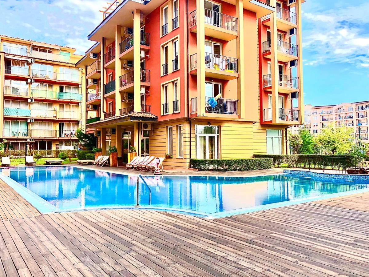 Sunny View Central - Menada Apartments Сонячний Берег Екстер'єр фото